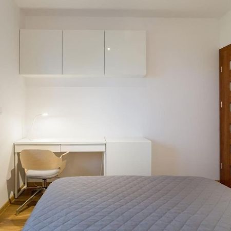 Zablocie Cozy Escape Apartment Krakow Luaran gambar