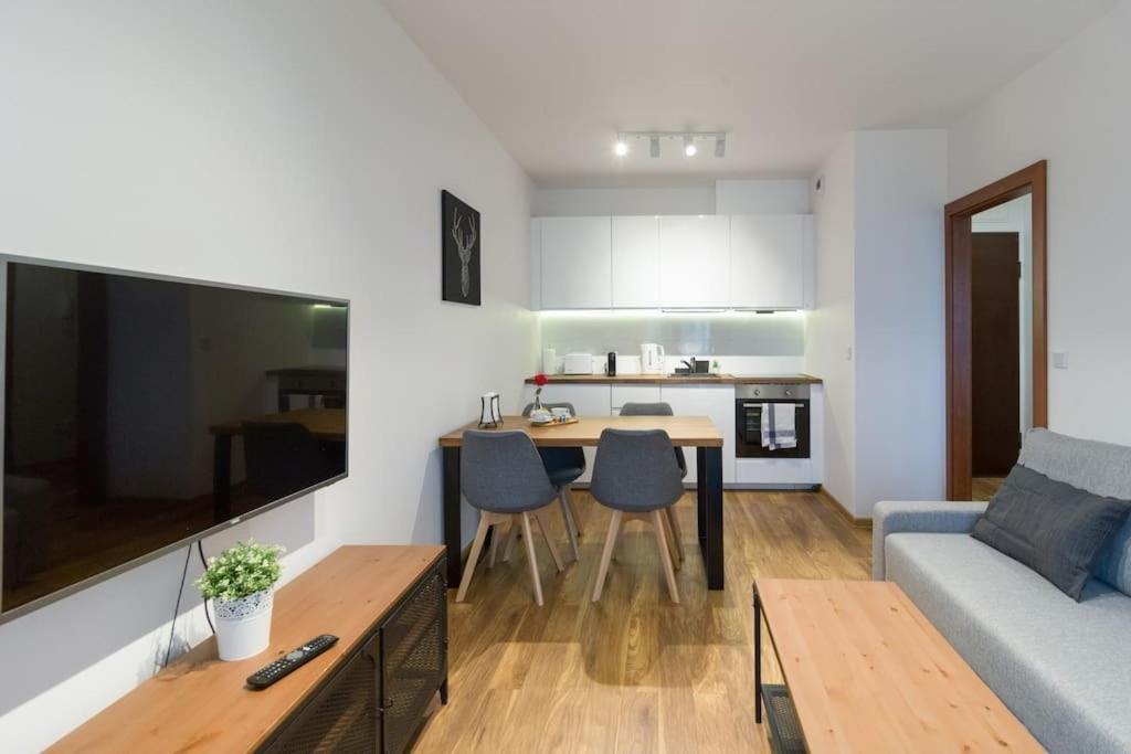 Zablocie Cozy Escape Apartment Krakow Luaran gambar